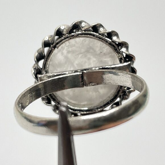 Silver Plated Round Cut White Moonstone Gemstone Bezel Set Ring Sz 9 Boho - Picture 6 of 6